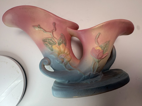 Hull pottery magnolia double - hull,