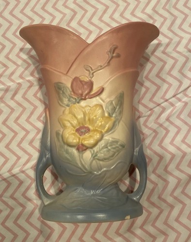 Hull art pottery vase - hull,